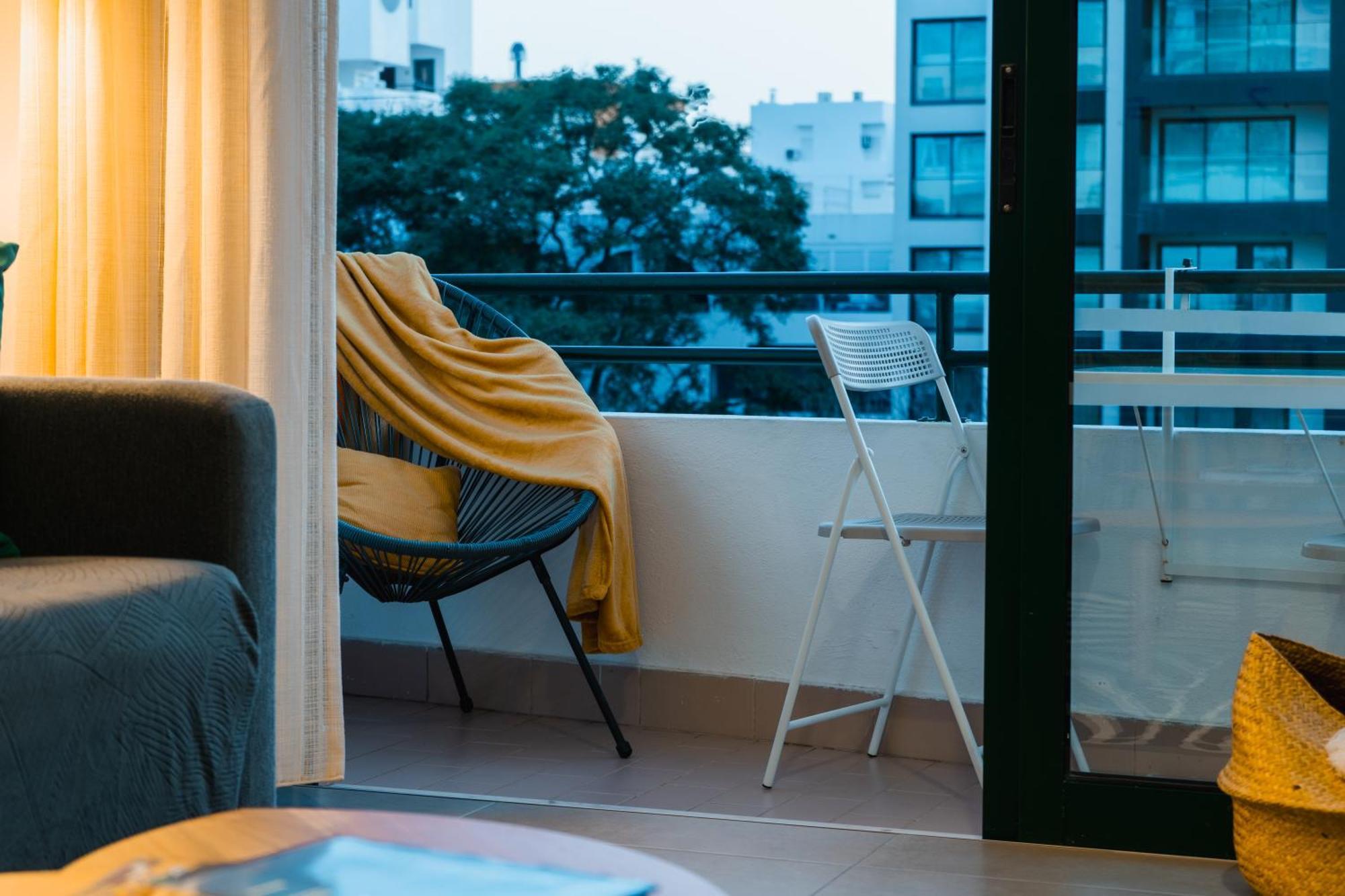 Comfort Zone Beach Apartment Quarteira Exterior photo